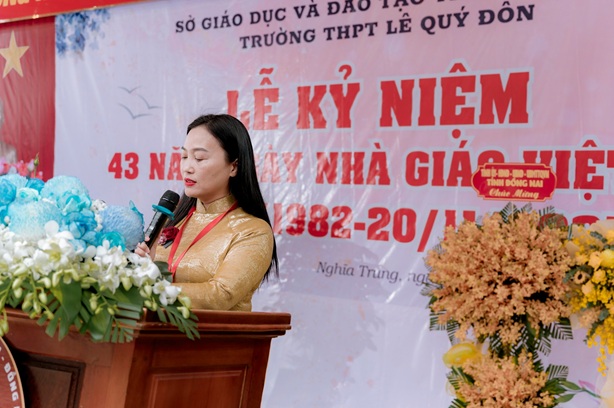 TRƯỜNG THPT LÊ QUÝ ĐÔN TỔ CHỨC LỄ KỈ NIỆM 43 NĂM NGÀY NHÀ GIÁO VIỆT NAM